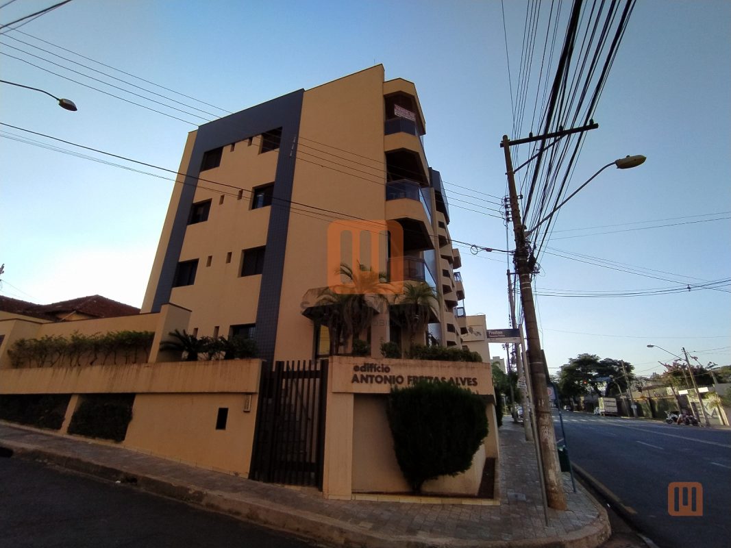 Condomínio Antônio De Freitas Alves em Santa Cruz, Ribeirão Preto - Fachada Condominio - foto 2 código 1076