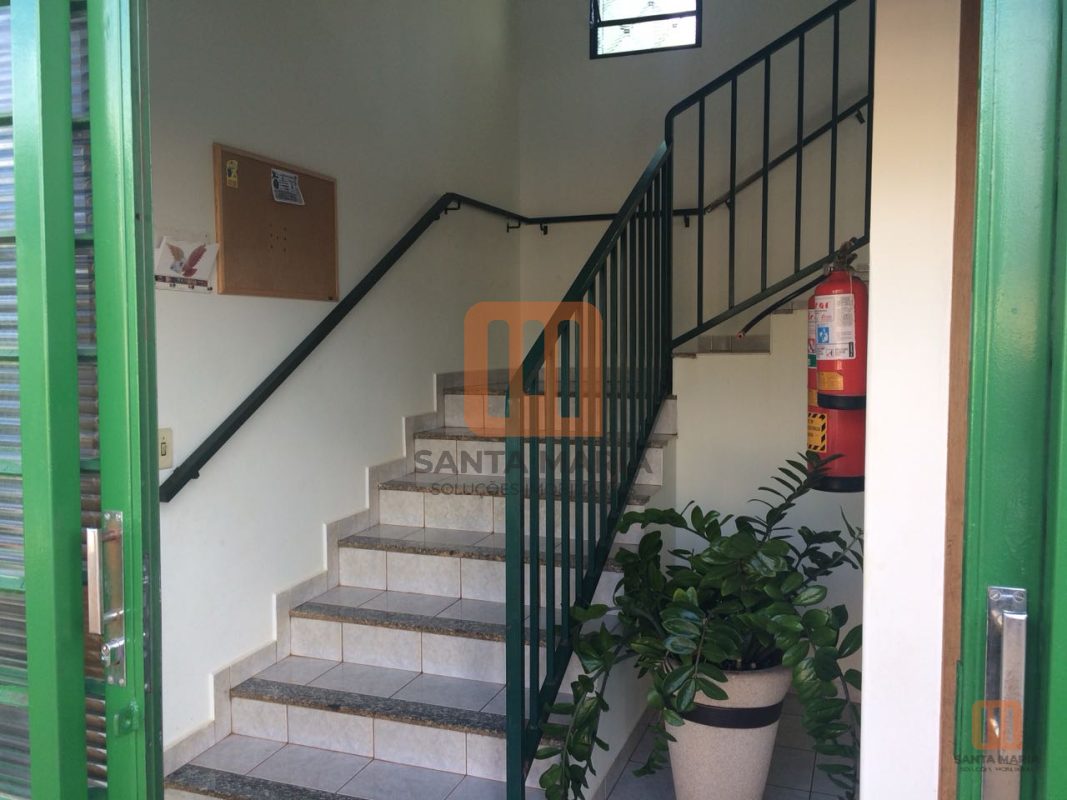 Condomínio Adelermo Lorencini em Planalto Verde, Ribeirão Preto - Hall De Entrada - foto 2 código 1312
