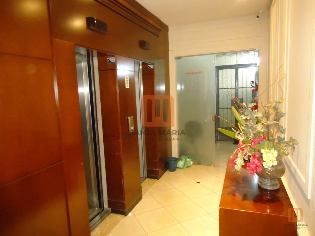 Condomínio Bradesco em Centro, Ribeirão Preto - Elevador - foto 3 código 135