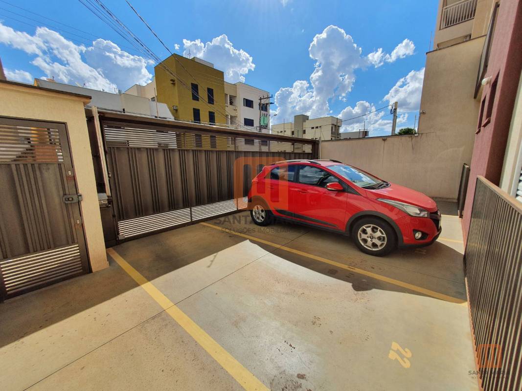 Condomínio França em Jardim Ana Maria, Ribeirão Preto - Garagem - foto 3 código 1438