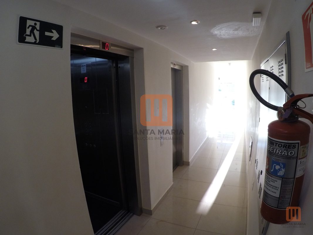 Condomínio Trianon Condominium em Jardim Itamarati, Ribeirão Preto - Hall De Entrada - foto 3 código 1531