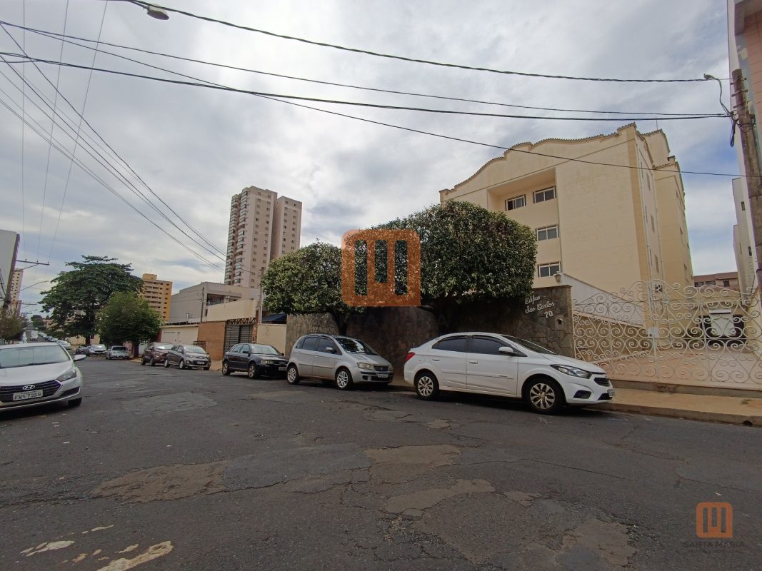 Condomínio São Carlos em Jardim Paulista, Ribeirão Preto - Fachada Condominio - foto 2 código 1555