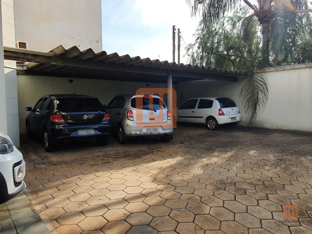 Condomínio Osvaldo em Jardim Irajá, Ribeirão Preto - Garagem - foto 4 código 2087