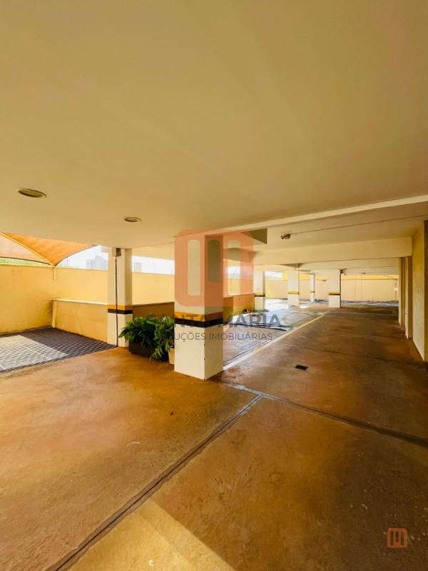 Condomínio Triton em Jardim Botanico, Ribeirão Preto - Garagem - foto 3 código 2139