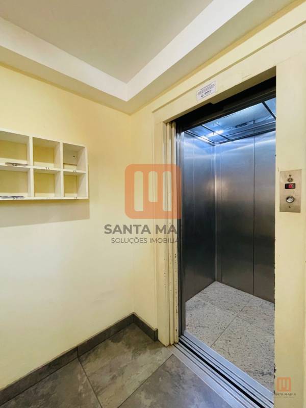 Condomínio Sevilha em Jardim Ana Maria, Ribeirão Preto - Elevador - foto 2 código 2250