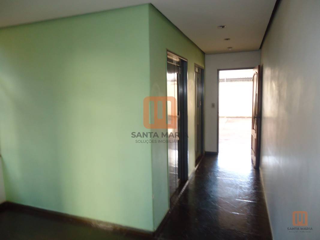 Condomínio Dr.Antônio Annibal Feresin em Centro, Ribeirão Preto - Elevador - foto 3 código 2377