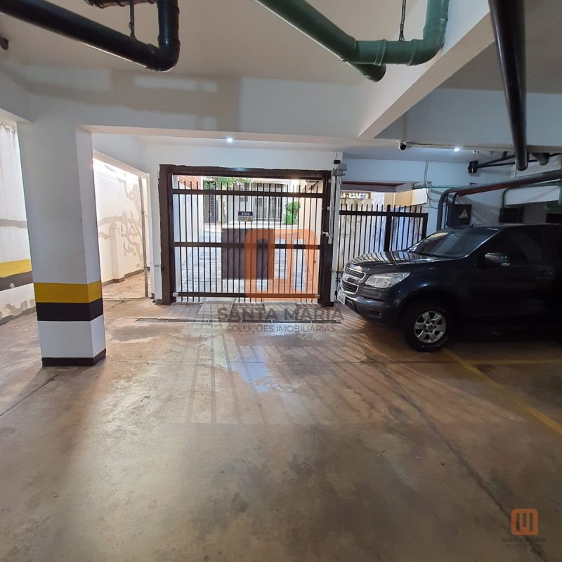 Condomínio Maria Cecilia em Centro, Ribeirão Preto - Garagem - foto 2 código 2434