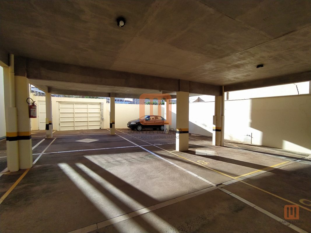 Condomínio Turmalina em Jardim Mosteiro, Ribeirão Preto - Garagem - foto 2 código 2693