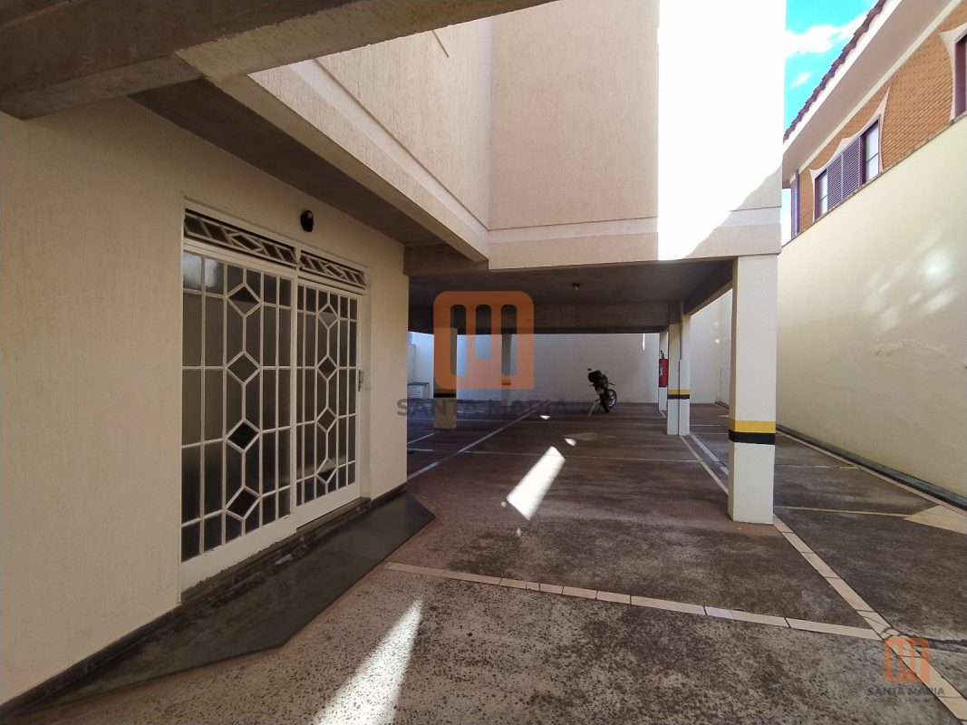 Condomínio Turmalina em Jardim Mosteiro, Ribeirão Preto - Garagem - foto 3 código 2693