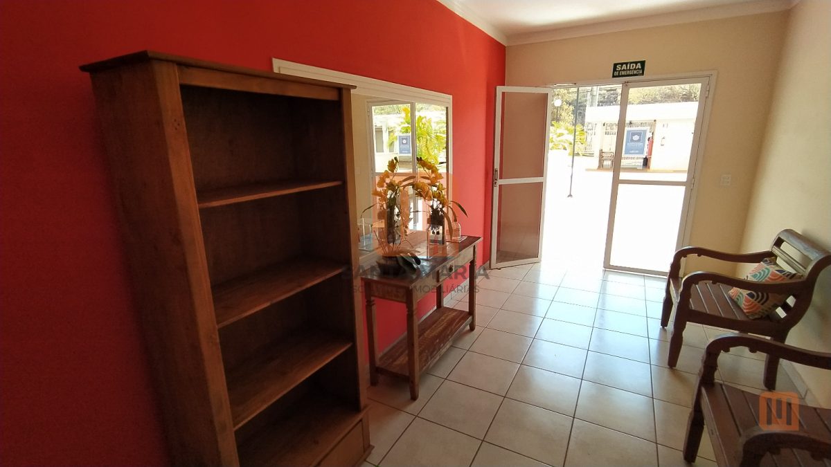 Condomínio Bourbon Residence em Monte Alegre, Ribeirão Preto - Hall De Entrada - foto 4 código 2779