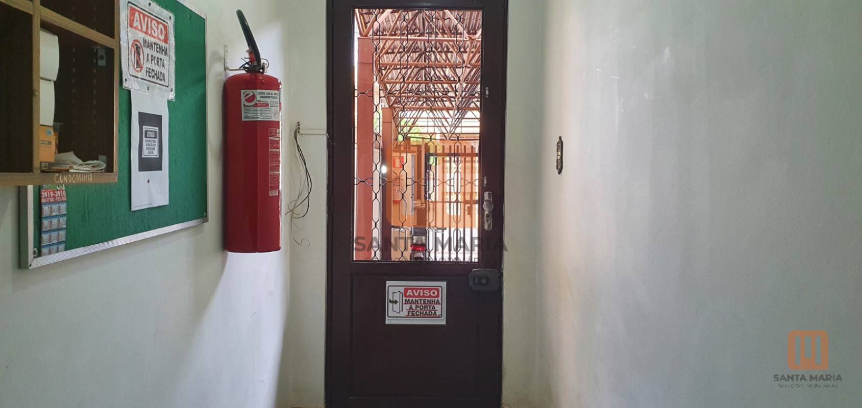 Condomínio Almeida Rocha em Jardim Irajá, Ribeirão Preto - Hall De Entrada - foto 4 código 2967