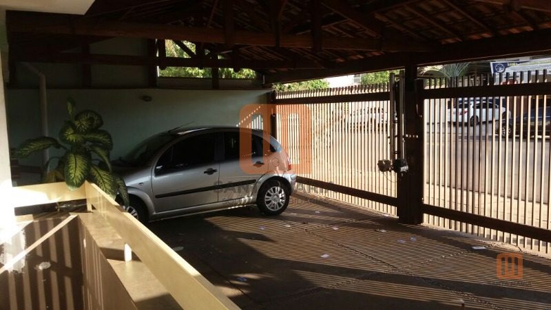 Condomínio *Sem Nome em Jardim Irajá, Ribeirão Preto - Garagem - foto 2 código 3353