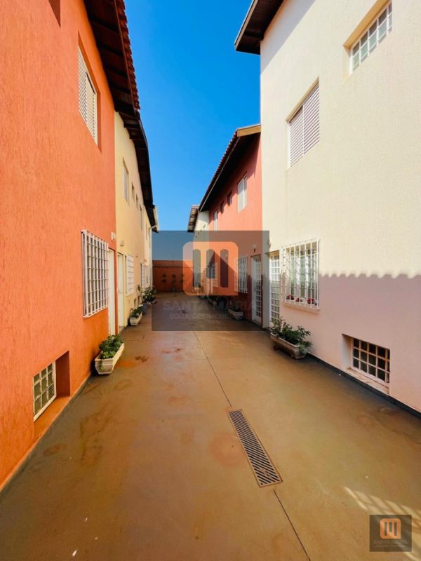 Condomínio Sul da Itália em Jardim Zara, Ribeirão Preto - Hall De Entrada - foto 2 código 3382