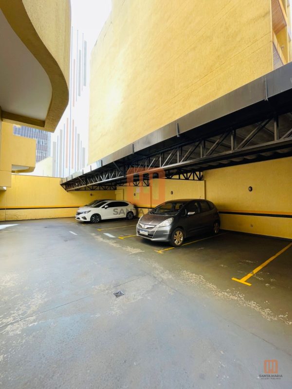 Condomínio Porto Siena em Centro, Ribeirão Preto - Garagem - foto 3 código 34
