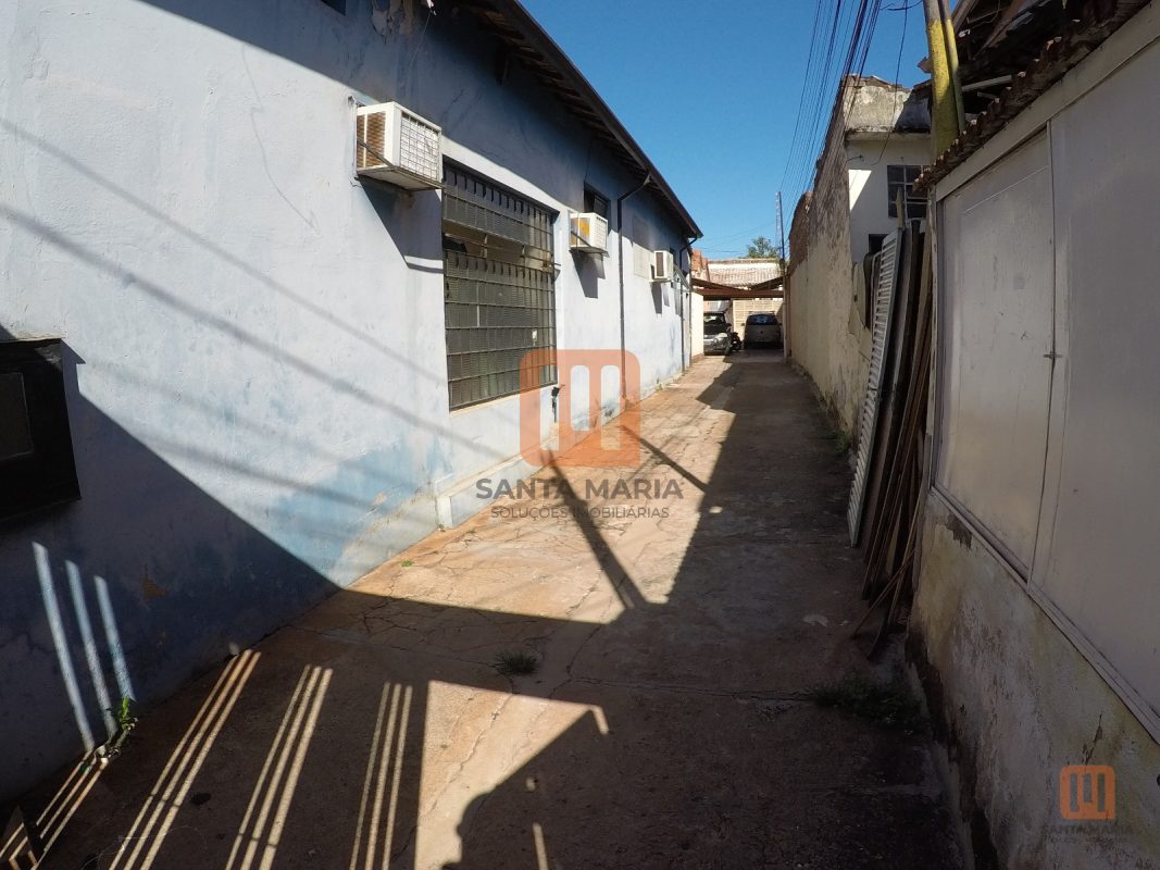 Condomínio *Sem Nome em Vila Tibério, Ribeirão Preto - Garagem - foto 2 código 3546