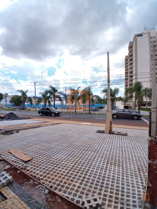 Condomínio Sem Nome em Jardim Sumaré, Ribeirão Preto - Garagem - foto 3 código 4002