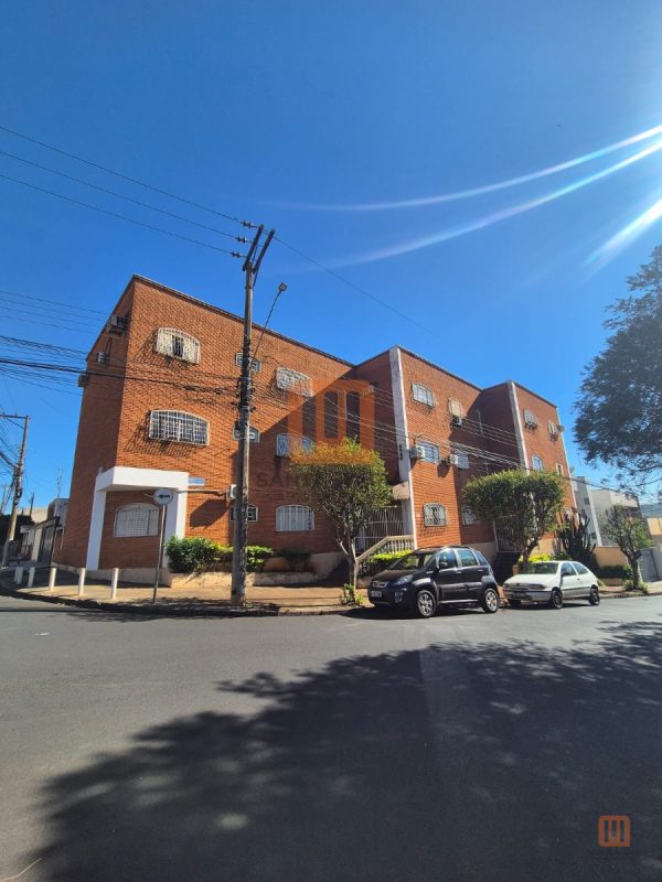 Condomínio Bandeirantes em Parque Bandeirantes, Ribeirão Preto - código 4171