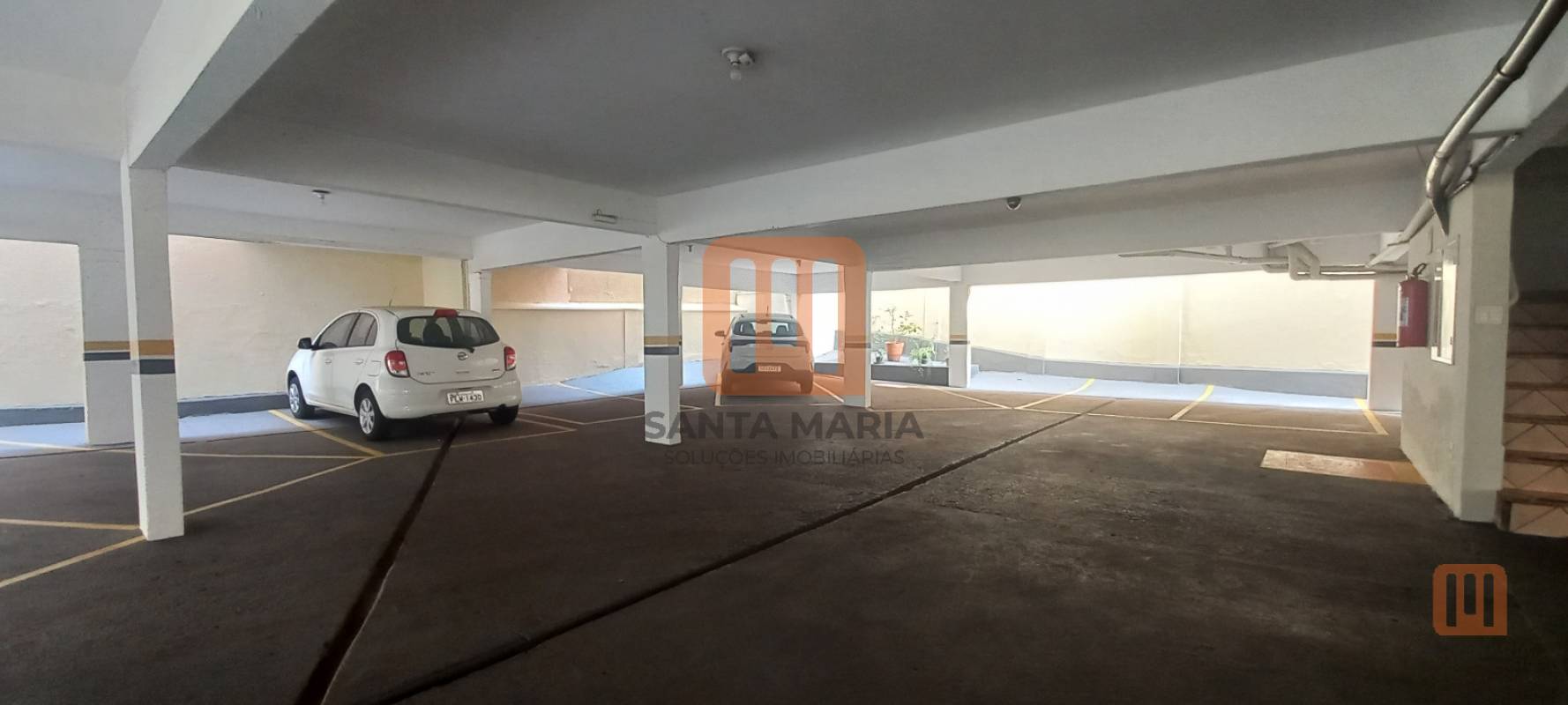 Condomínio Aracy De Castro Nogueira em Jardim Irajá, Ribeirão Preto - Garagem - foto 4 código 478