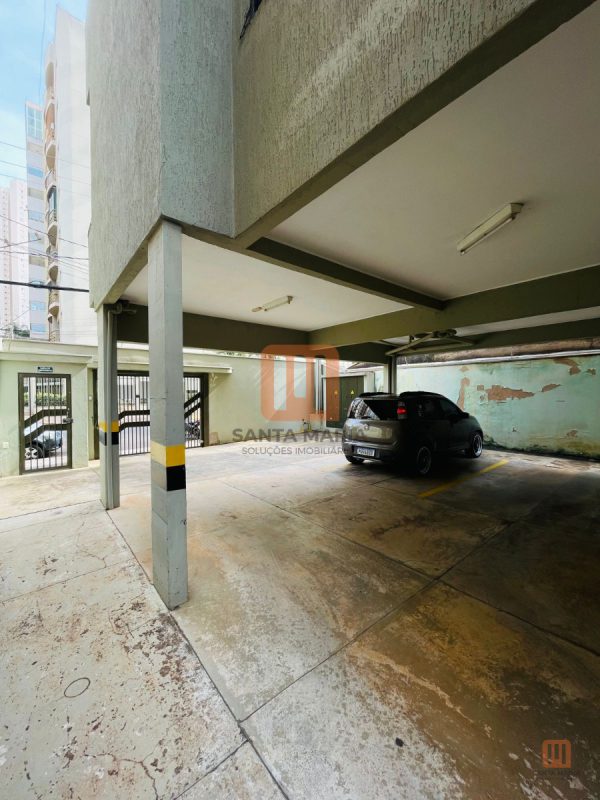 Condomínio Jardim Botânico em Jardim Botanico, Ribeirão Preto - Garagem - foto 2 código 509