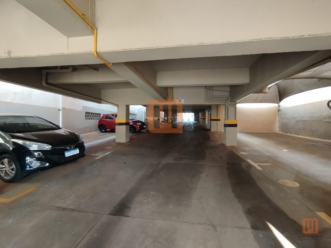 Condomínio Royal Park em Jardim Republica, Ribeirão Preto - Garagem - foto 3 código 631