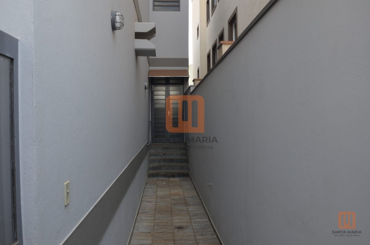 Condomínio Carmine Avagliano em Jardim Irajá, Ribeirão Preto - Hall De Entrada - foto 2 código 651