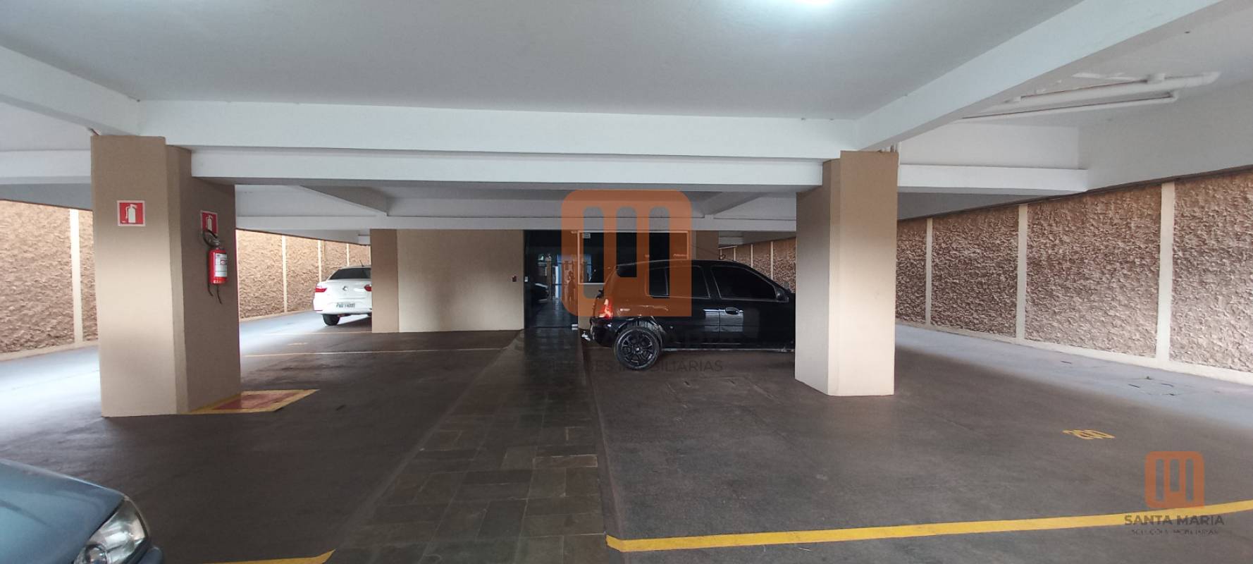 Condomínio Lourenço Pagano em Campos Elíseos, Ribeirão Preto - Garagem - foto 3 código 730