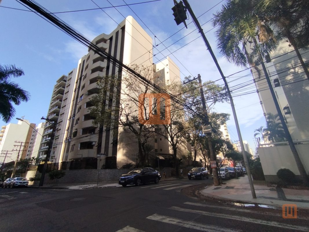 Condomínio Carlos e Maria em Centro, Ribeirão Preto - Fachada Condominio - foto 1 código 756