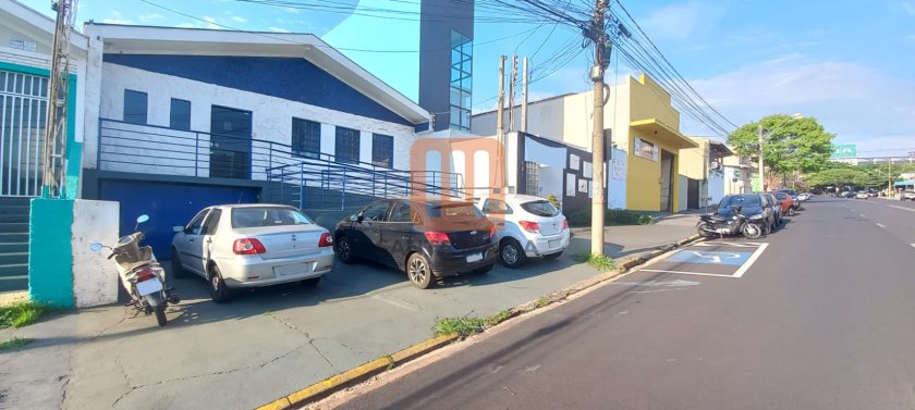 Casa em Jardim Macedo, Ribeirão Preto
