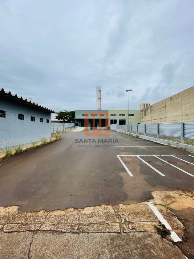 Salão-Galpão para alugar em Lagoinha, Ribeirão Preto - Garagem/estacionamento (unidade) - foto 3 código 14901