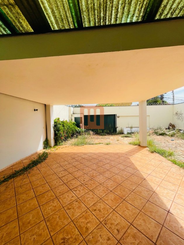 Casa para comprar em Jardim América, Ribeirão Preto - Garagem/estacionamento (unidade) - foto 3 código 15490