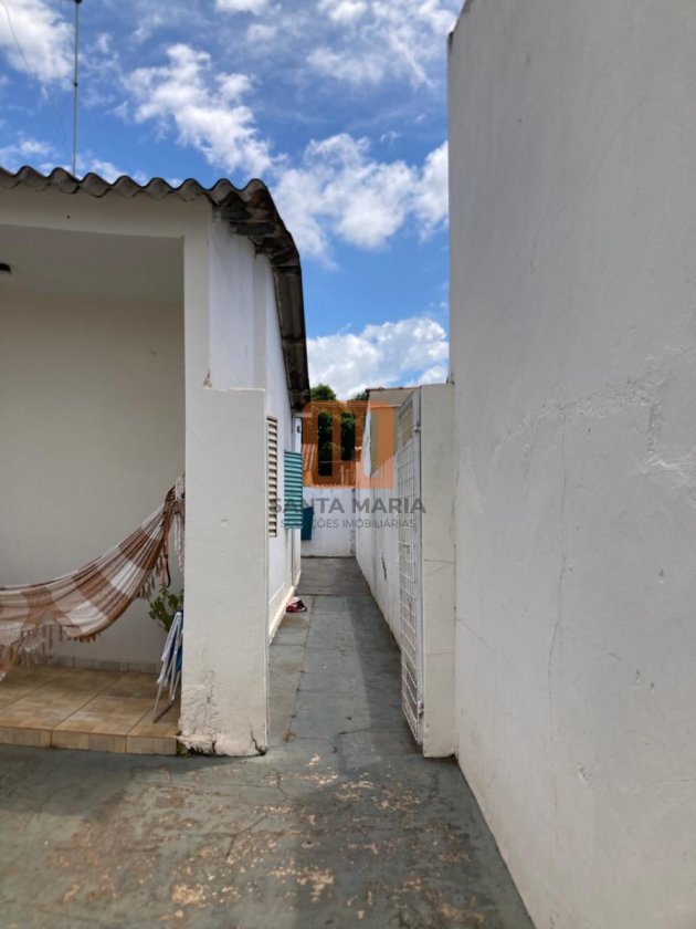 Casa para comprar em Jardim Interlagos, Ribeirão Preto - Quintal/corredores (unidade) - foto 4 código 16750