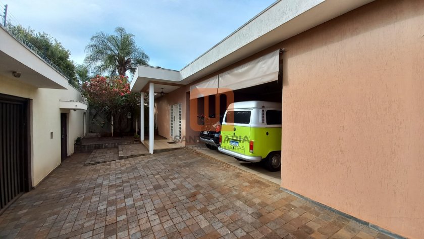 Casa para comprar em Jardim Califórnia, Ribeirão Preto - Garagem/estacionamento (unidade) - foto 2 código 17225