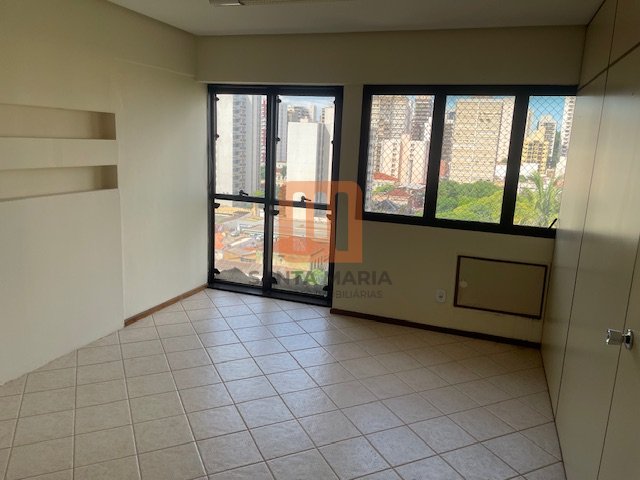 Sala comercial para comprar no condomínio Center Plaza em Centro, Ribeirão Preto - código 22717