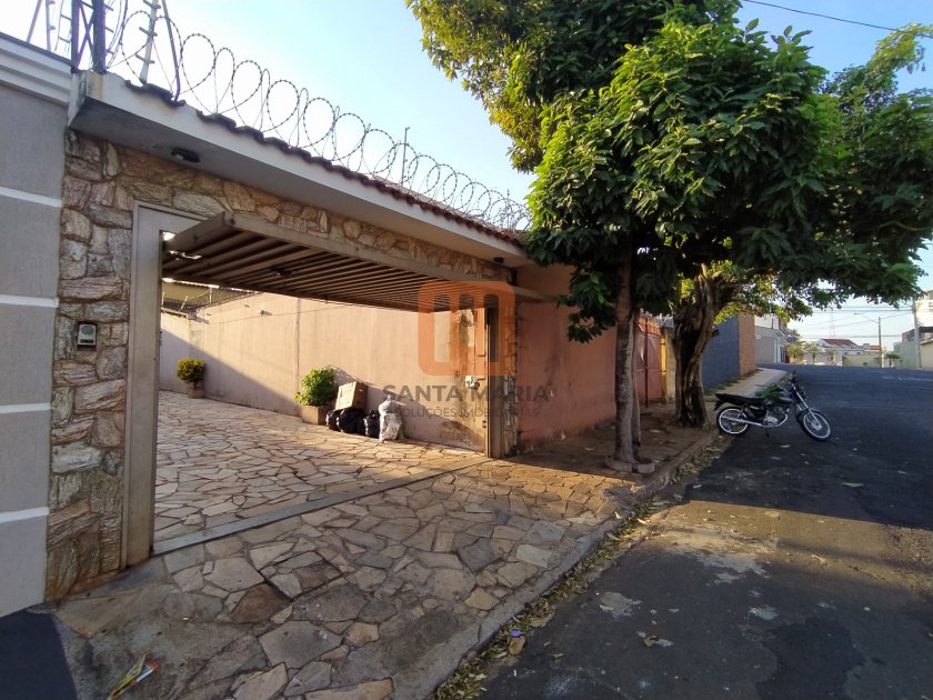 Casa em Monte Alegre, Ribeirão Preto