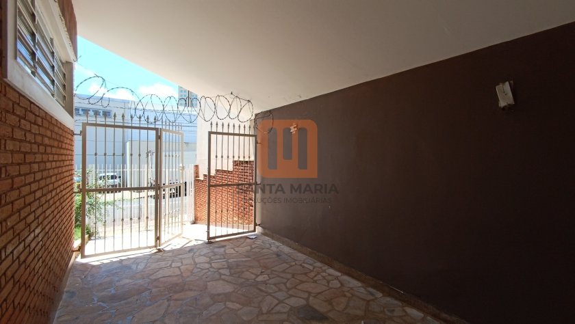 Casa para comprar em Jardim América, Ribeirão Preto - Garagem/estacionamento (unidade) - foto 2 código 29796