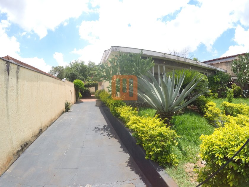 Casa para comprar em Ipiranga, Ribeirão Preto - Garagem/estacionamento (unidade) - foto 3 código 36362