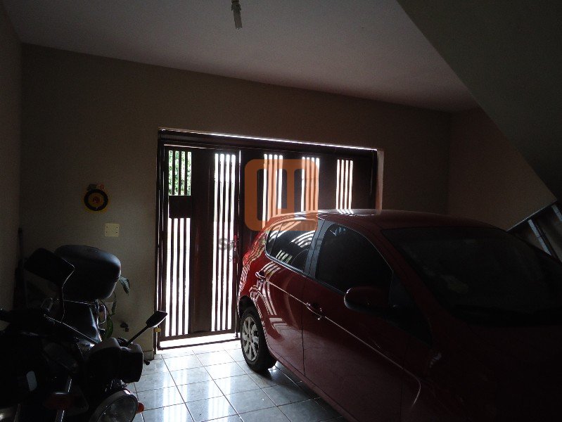 Casa para comprar em Angelo Jurca, Ribeirão Preto - Garagem/estacionamento (unidade) - foto 2 código 38730