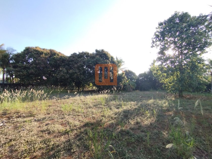 Terreno para comprar no condomínio Village Bandeirantes 1 em Cond. Village Bandeirantes 1, Jardinópolis - código 41023