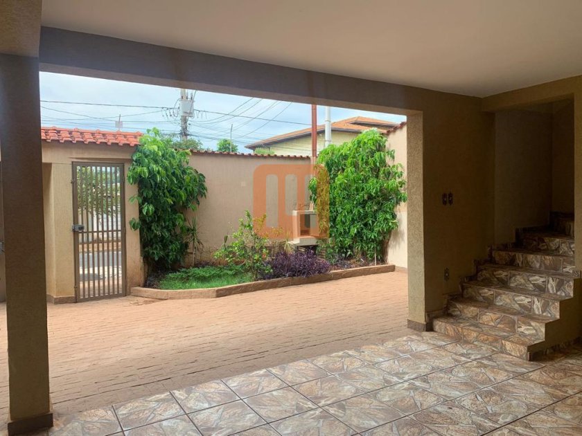 Casa para comprar em Ribeirânia, Ribeirão Preto - Garagem/estacionamento (unidade) - foto 3 código 4138