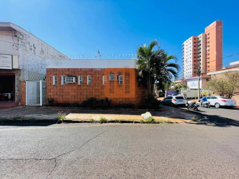 Casa em Vila Seixas, Ribeirão Preto