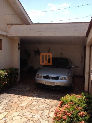 Casa para comprar em Sumarezinho, Ribeirão Preto - Garagem/estacionamento (unidade) - foto 2 código 43746