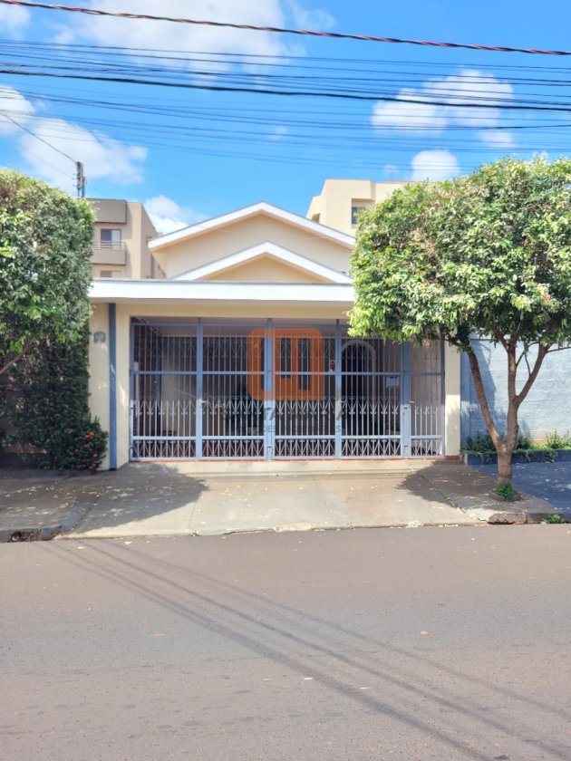 Casa em Jardim Irajá, Ribeirão Preto