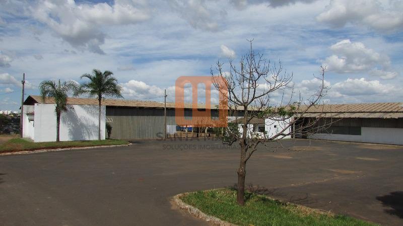 Salão-Galpão para comprar em Distrito Industrial, Uberlândia - Hall de Entrada (unidade) - foto 3 código 45600