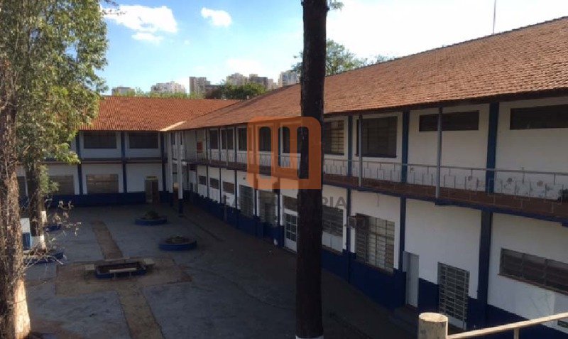 Salão-Galpão para comprar em Jardim Itamarati, Ribeirão Preto - Quintal/corredores (unidade) - foto 3 código 49734