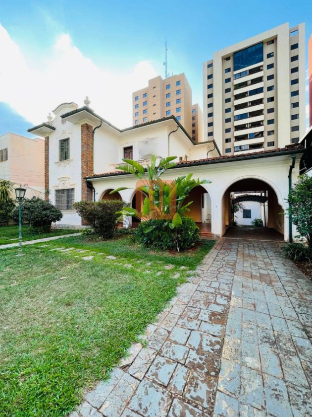 Casa para comprar em Higienopolis, Ribeirão Preto - Garagem/estacionamento (unidade) - foto 2 código 52097