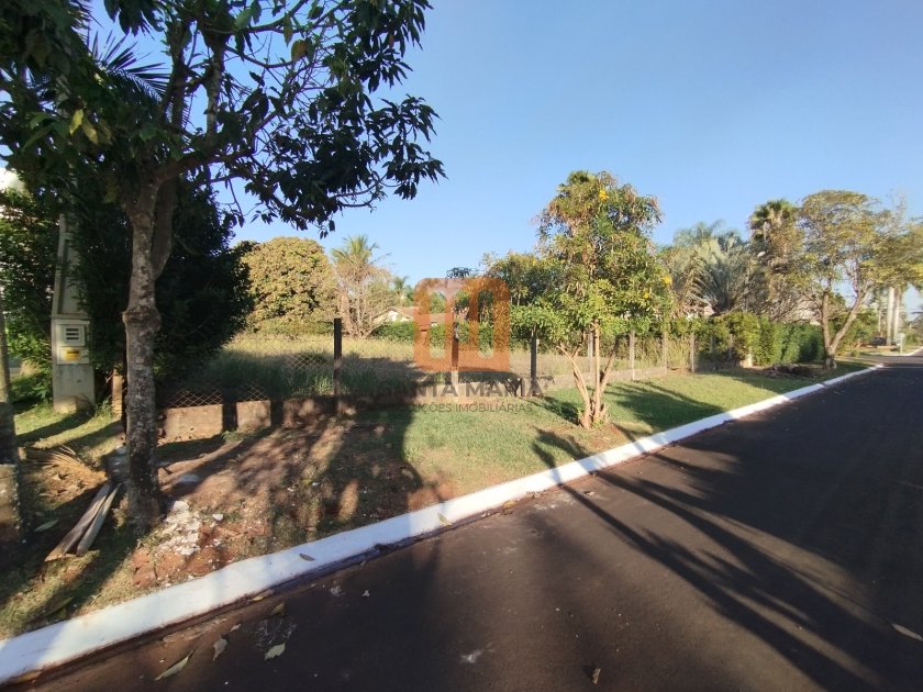Terreno para comprar no condomínio Village Bandeirantes 1 em Cond. Village Bandeirantes 1, Jardinópolis - código 52383
