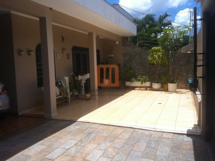 Casa para comprar em Jardim Mosteiro, Ribeirão Preto - Garagem/estacionamento (unidade) - foto 2 código 60137