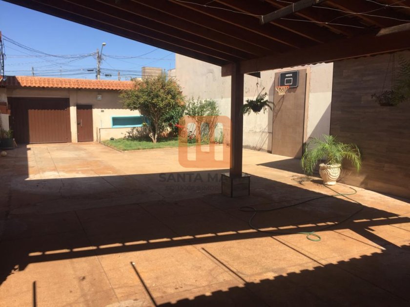Casa para comprar em Jardim Centenário, Ribeirão Preto - Quintal/corredores (unidade) - foto 2 código 62053