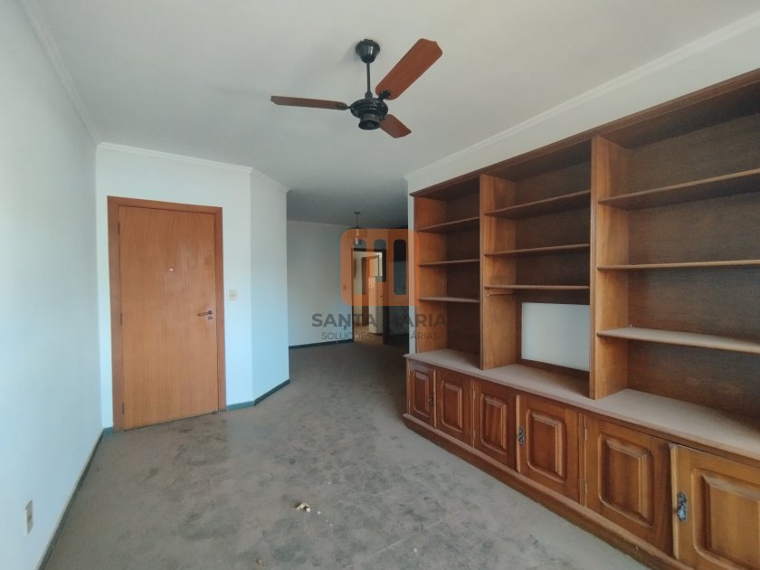 Apartamento para alugar no condomínio Luiz Augusto Velludo em Centro, Ribeirão Preto - código 64191