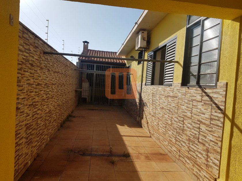 Casa para comprar em Campos Elíseos, Ribeirão Preto - Garagem/estacionamento (unidade) - foto 2 código 70095